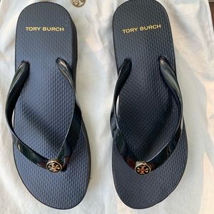Tory Burch Cut Out Wedge Flip Flops 🩴 Size 7